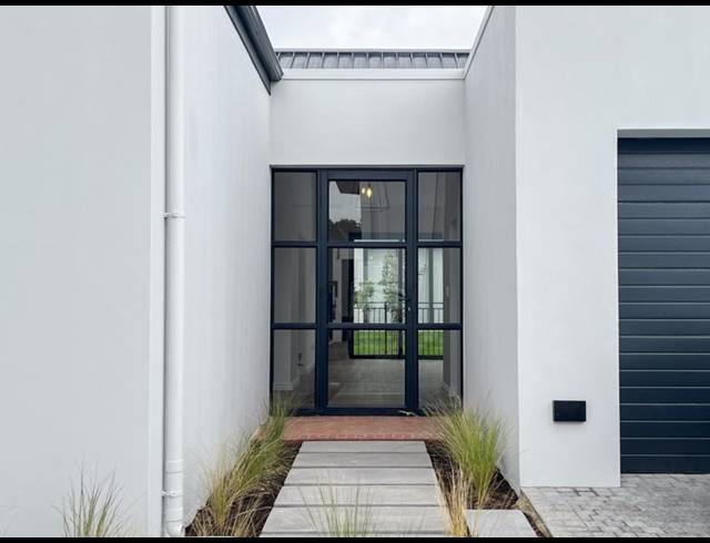 3 BEDROOM HOUSE FOR SALE IN PAARL VALLEIJ LIFESTYLE ESTATE